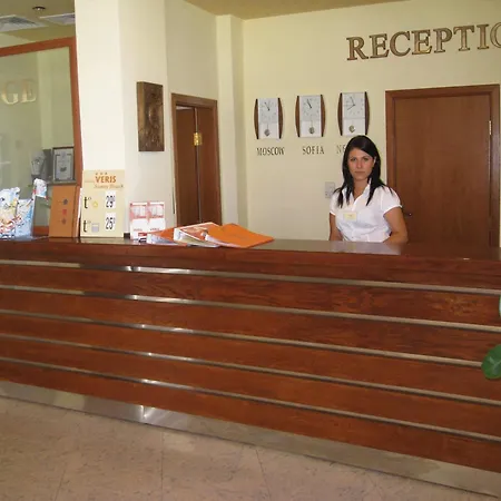 Veris Hotel